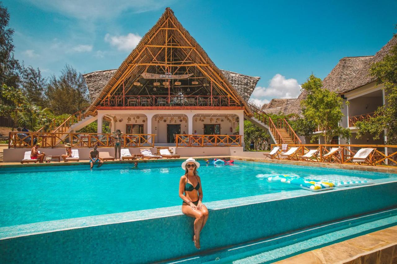 Zanzibella Hotel & Spa Kiwengwa  Extérieur photo The swimming pool at the resort