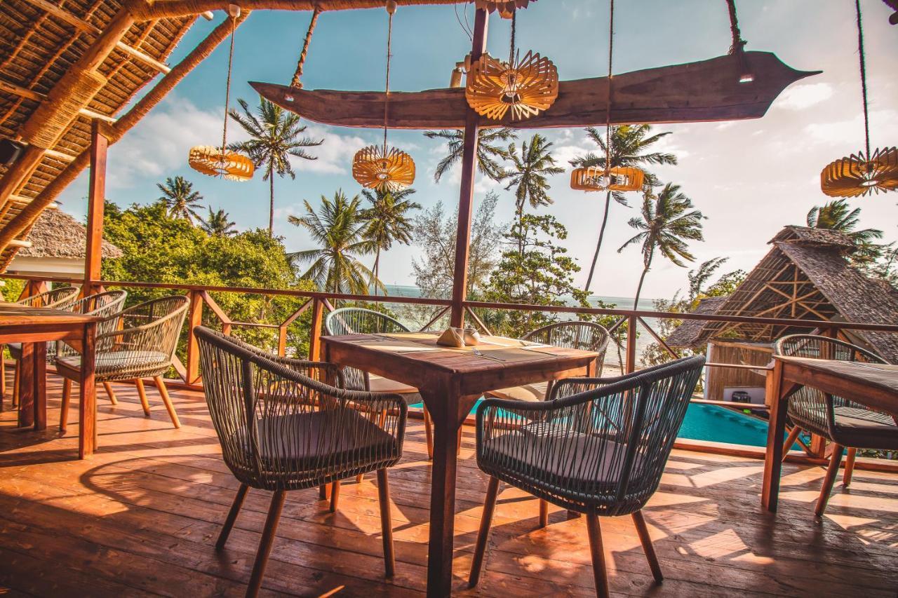 Zanzibella Hotel & Spa Kiwengwa  Extérieur photo The View Bar